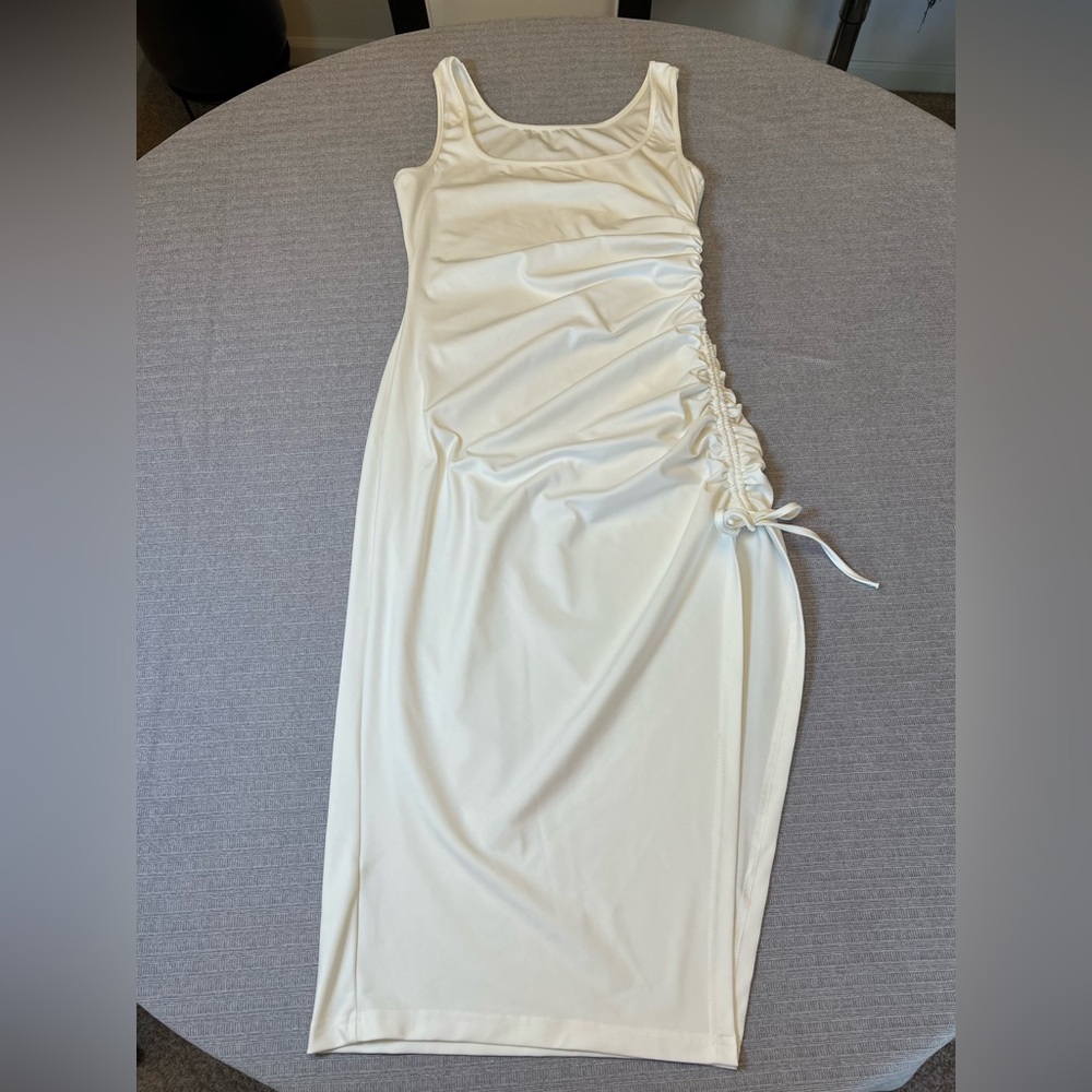 White Ruched Dress Size Large - Picture 6 of 10
